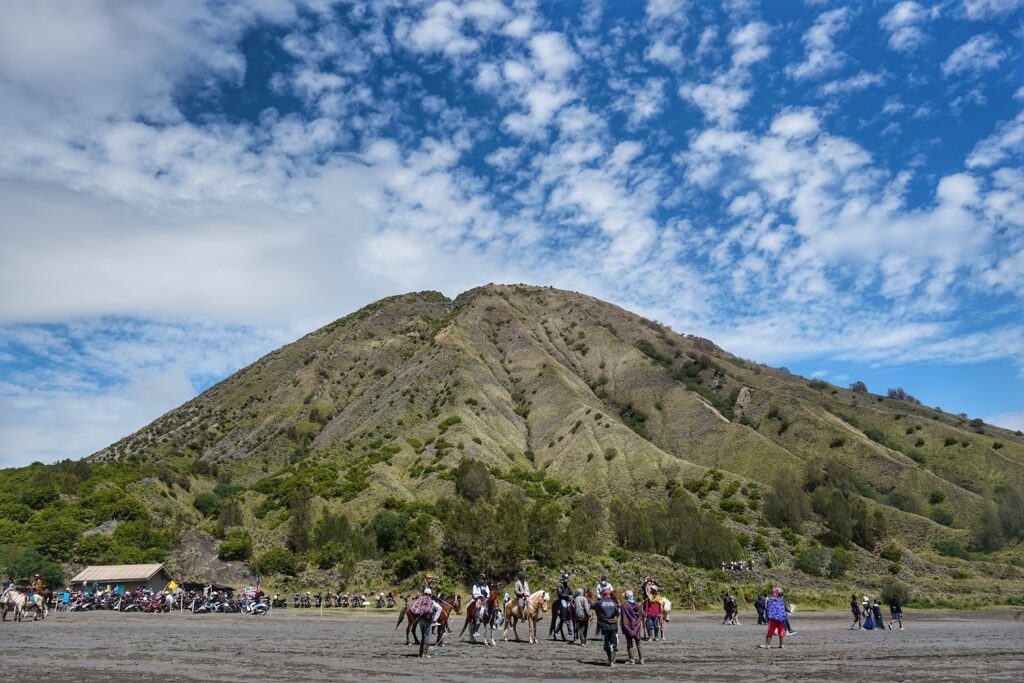 paket team building bromo 2 hari 1 malam