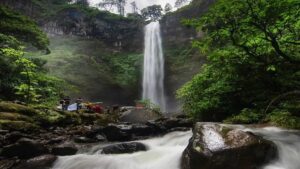 biaya liburan keluarga ke malang