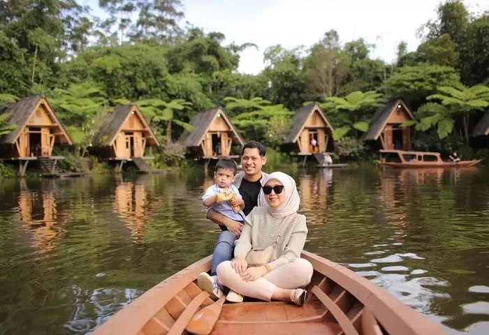 wisata bandung 2d1n