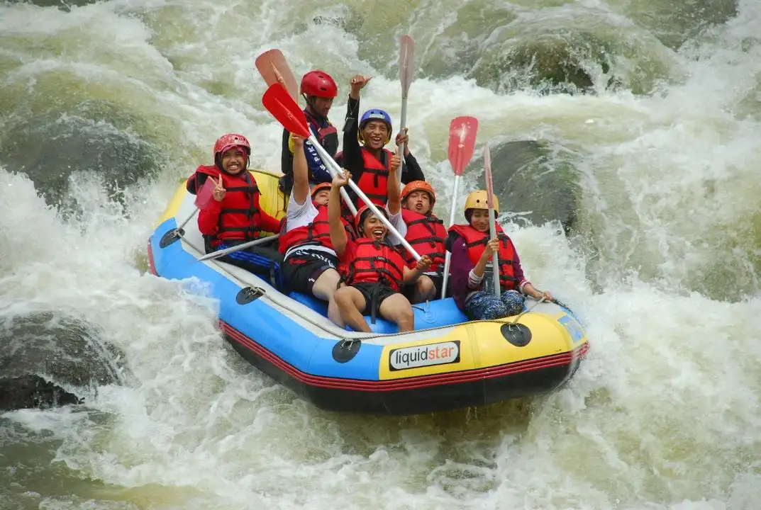 arung jeram sungai elo