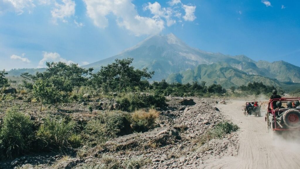 tarif jeep merapi