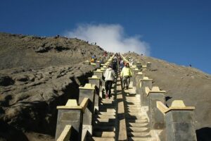 tujuan study tour bromo 2 hari 1 malam