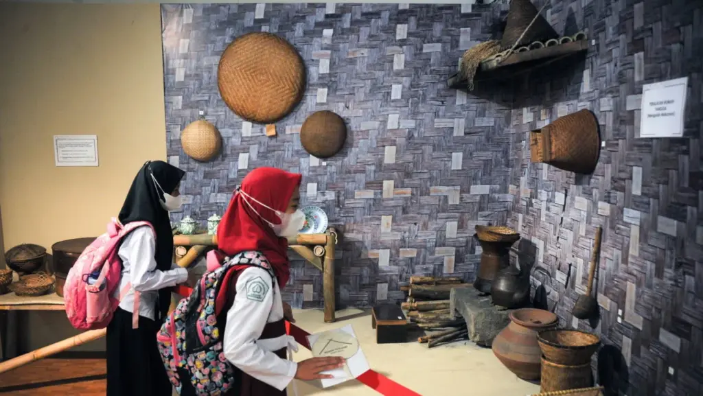 peran study tour pendidikan