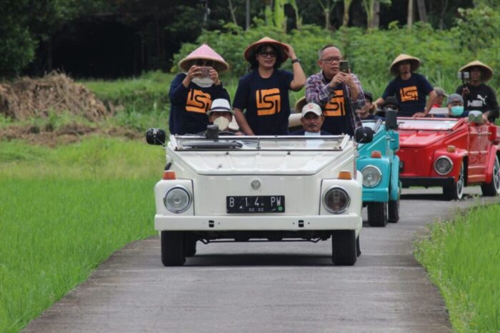 perbandingan outing jogja vs bandung 2 hari