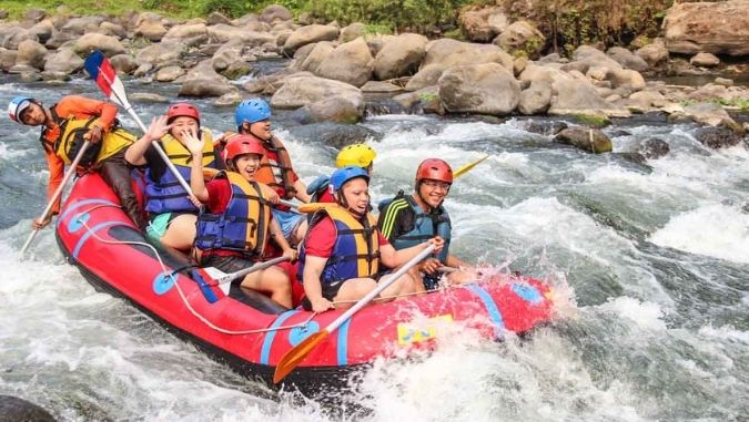 arung jeram magelang citraelo rafting
