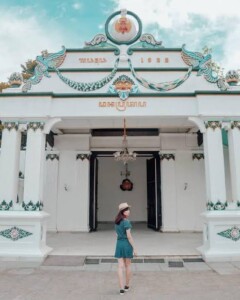 harga paket wisata keluarga jogja