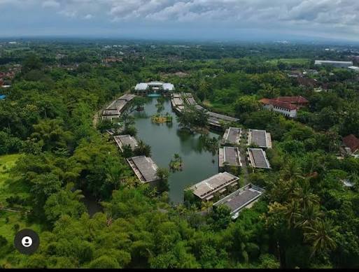 bandung atau jogja untuk outing