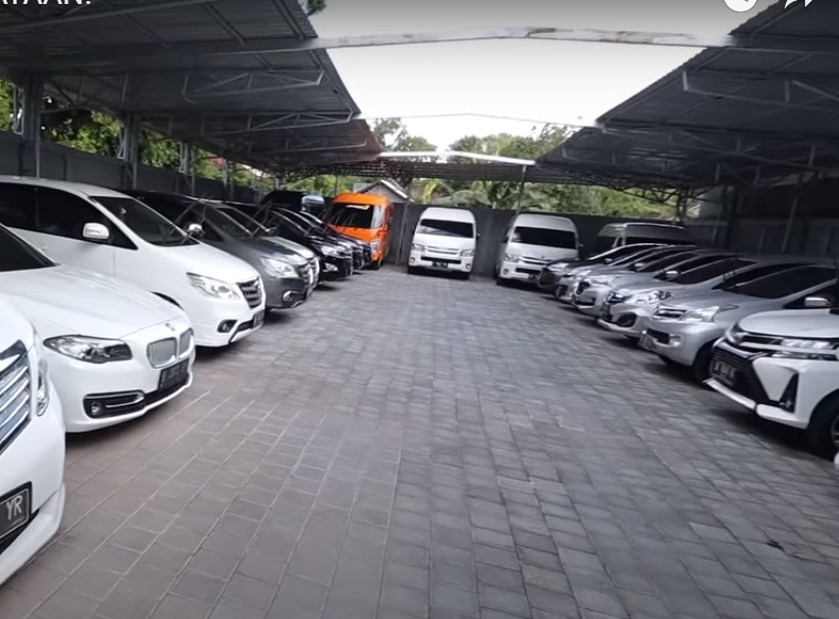 rental mobil jogja support wisata