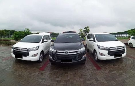 Rental Mobil Jogja Support Perjalanan Kantor untuk Agenda Bisnis yang Efisien