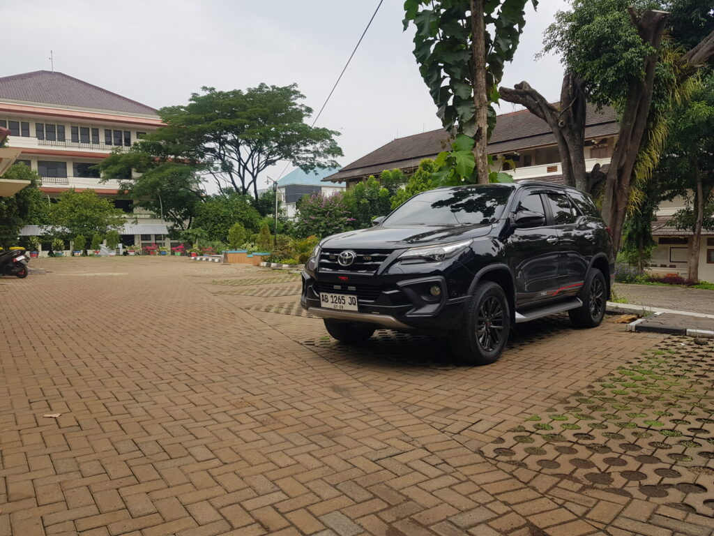 rental mobil jogja terpercaya untuk wisata semarang